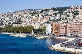 Napoliday Couette-café Naples