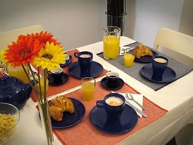 Couette-café Napoliday Naples