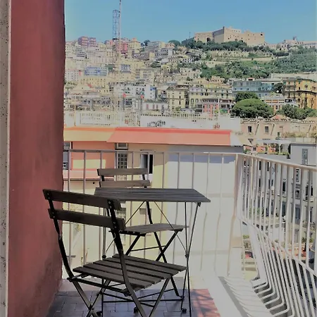 Napoliday Bed and Breakfast 4*