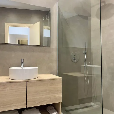 Napoliday 4* Νάπολη