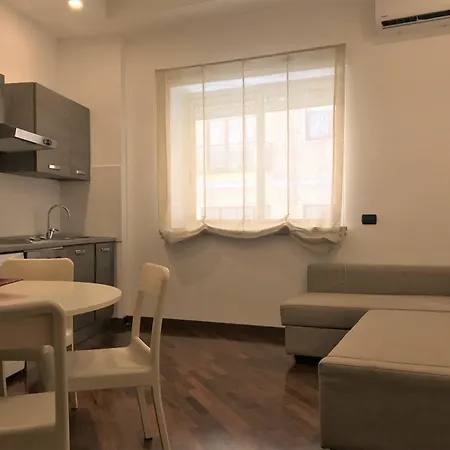 Bed and Breakfast Napoliday 4*