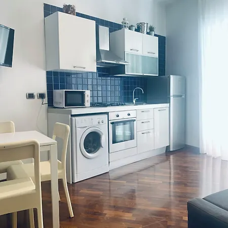 Napoliday Bed and Breakfast 4*