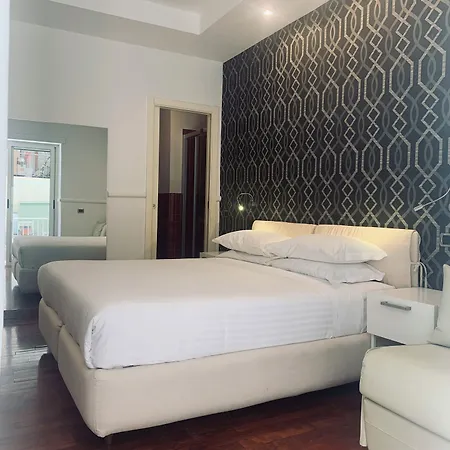 Napoliday 4* Νάπολη